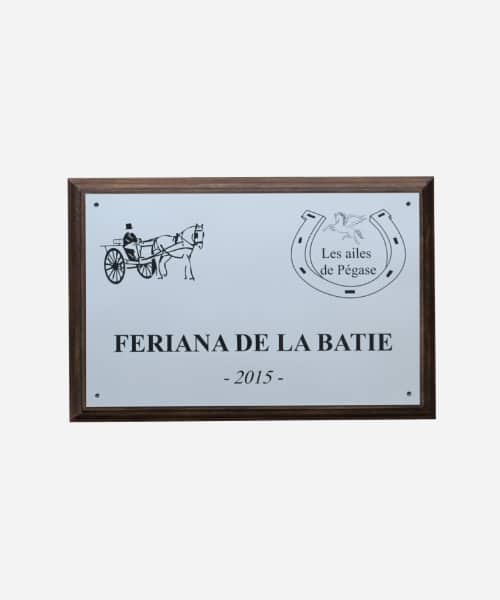 Plaque d'écurie en bois personnalisée plaquée argent